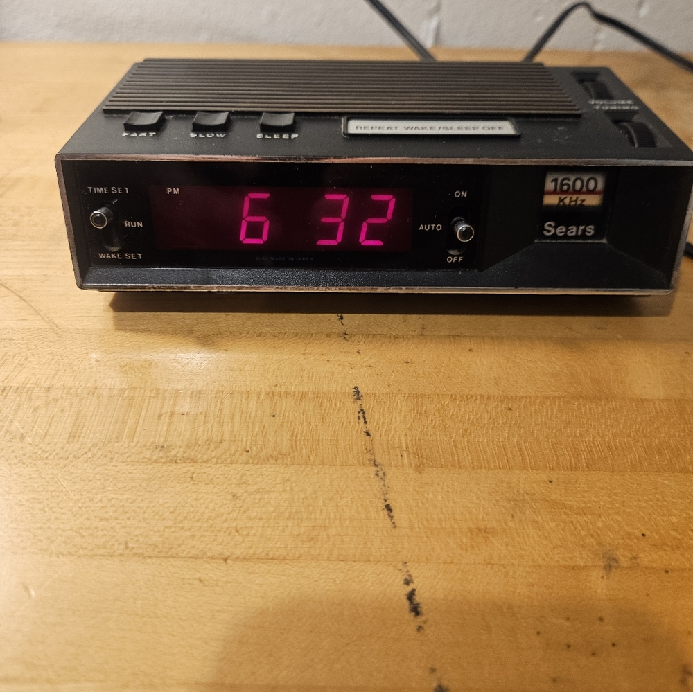 Sears Digital Alarm Clock AM Radio Dial Model 317.23710 700 - Tested&Works